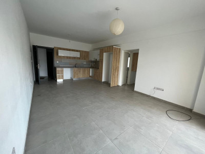 LEFKOŞA/GÖNYELİ'DE SATILIK 2+1 DAİRE-3