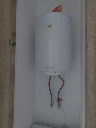 LEFKOŞA/GÖNYELİ BELEDİYE BULVAR YOLU BÖLGESİNDE KİRALIK 2+1 DAİRE-9