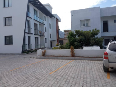 GİRNE/ALSANCAK ATAKARA MARKET BÖLGESİNDE SATILIK 2+1 DAİRE
