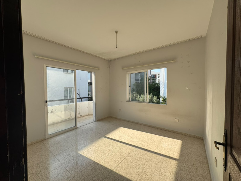 GİRNE/YUKARI GİRNE – SATILIK 3+1 DAİRE-7