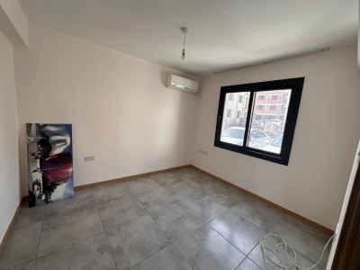 GİRNE/ALSANCAK'TA HAVUZLU SİTE İÇERİSİNDE SATILIK 2+1 DAİRE-9