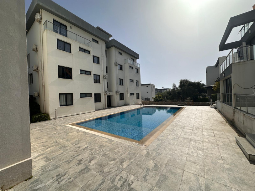 GİRNE/ALSANCAK'TA HAVUZLU SİTE İÇERİSİNDE SATILIK 2+1 DAİRE-11