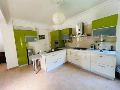 GİRNE/ALSANCAK'TA HAVUZLU SİTE İÇERİSİNDE SATILIK 2+1 İKİZ VİLLA-12