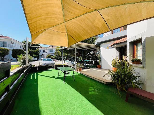 GİRNE/ALSANCAK'TA HAVUZLU SİTE İÇERİSİNDE SATILIK 2+1 İKİZ VİLLA-2