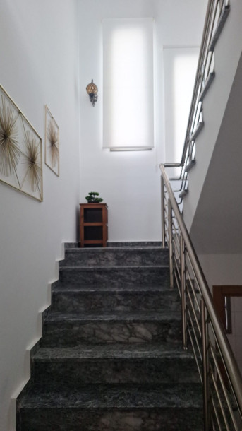 GİRNE/ALSANCAK ESCAPE PALJI BÖLGESİNDE KİRALIK 4+1 HAVUZLU VİLLA-12