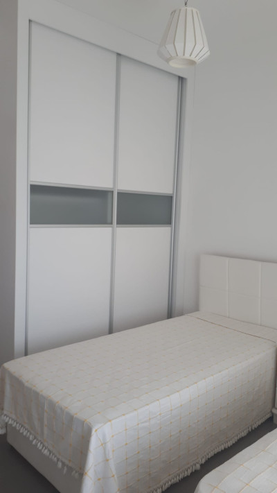 GİRNE/ALSANCAK ESCAPE PALJI BÖLGESİNDE KİRALIK 4+1 HAVUZLU VİLLA-13
