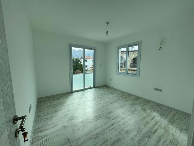GİRNE/ALSANCAKTA 2+1 SATILIK SIFIR DAİRE-15