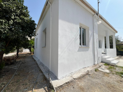 LEFKOŞA/ DEREBOYU BÖLGESİNDE KİRALIK 3+1 MÜSTAKİL BAHÇELİ EV-19