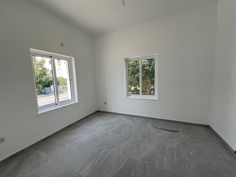 LEFKOŞA/ DEREBOYU BÖLGESİNDE KİRALIK 3+1 MÜSTAKİL BAHÇELİ EV-6