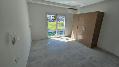 GİRNE/ALSANCAK DENİZKIZI BÖLGESİNDE SATILIK KOMPLE BİNA-8