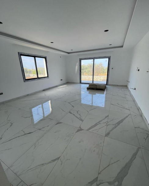 GİRNE/ALSANCAK HASAN UZUN PETROL BÖLGESİ SATILIK 3+1 VİLLA-7