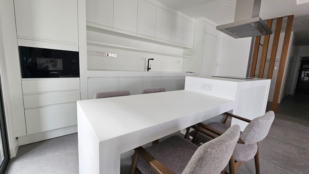 GİRNE/ ALSANCAK’TA SATILIK LÜKS 2+1 DAİRE-8