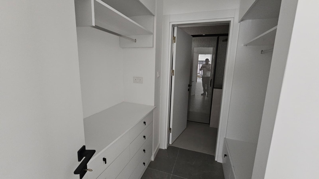 GİRNE/ ALSANCAK’TA SATILIK LÜKS 2+1 DAİRE-10