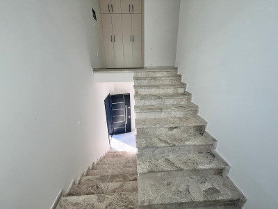GİRNE / ALSANCAK’TA SATILIK 3+1 MÜSTAKİL VİLLA-7