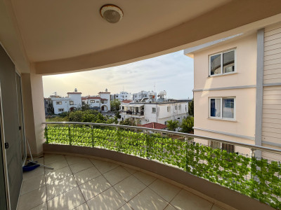 GİRNE/ALSANCAK’TA DENİZE YAKIN, BAKIMLI 3+1 SATILIK FIRSAT DAİRE-15