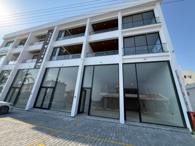 GİRNE ALSANCAK – OKULLAR BÖLGESİ YOL ÜZERİNDE SATILIK TİCARİ MÜLKLER-9