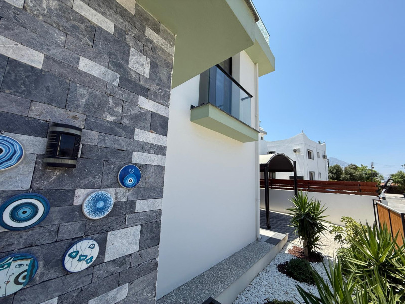 GİRNE ALSANCAK’TA MÜSTAKİL SÜPER LÜKS SATILIK 2+2 VİLLA-28