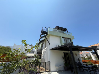 GİRNE ALSANCAK’TA MÜSTAKİL SÜPER LÜKS SATILIK 2+2 VİLLA-17
