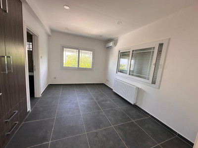 GİRNE/ALSANCAK'TA MERİT HOTELLERE YAKIN KONUMDA SATILIK 6+2 ÖZEL HAVUZLU VİLLA-26