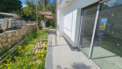 GİRNE/ALSANCAK DENİZ KIZI BÖLGESİNDE SATILIK 3+1 VİLLA-12