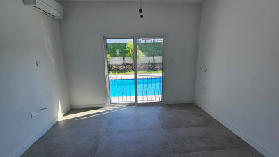 GİRNE ALSANCAK (DENİZKIZI BÖLGESİ) SATILIK BAHÇELİ 3+1 DAİRE-7