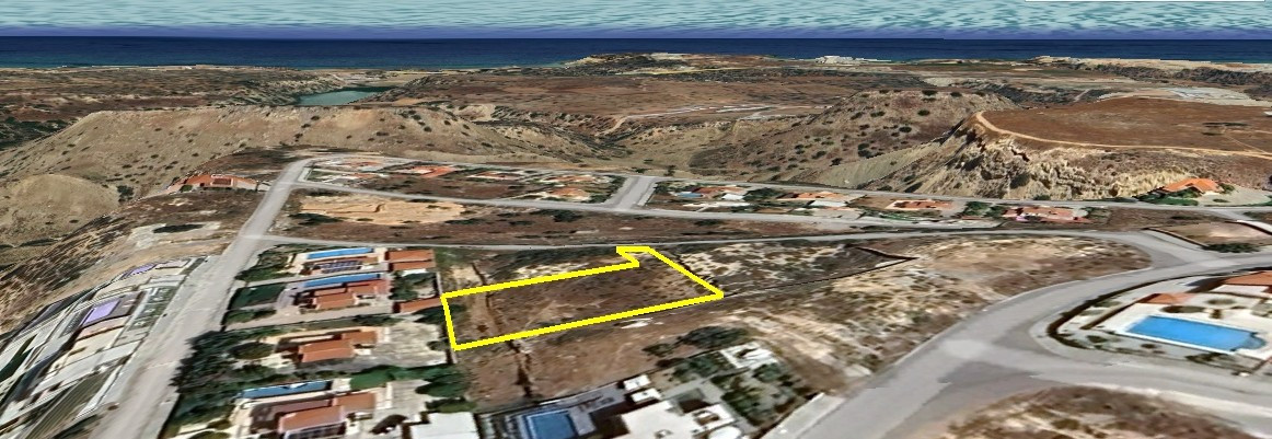 GİRNE/ARAPKÖYDE VİLLA YAPIMINA UYGUN DENİZ MANZARALI SATILIK ARSA-1