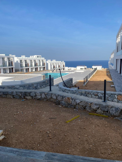 GİRNE BAHÇELİ’DE SATILIK DENİZ MANZARALI 1+1 LOFT DAİRE (C’EST LA VIE)-4