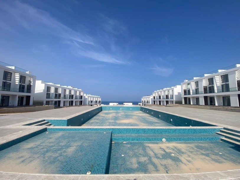GİRNE BAHÇELİ’DE SATILIK DENİZ MANZARALI 1+1 LOFT DAİRE (C’EST LA VIE)-1