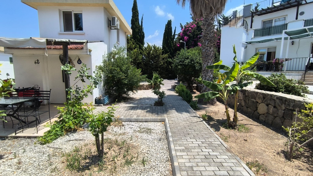 GİRNE – BELLAPAİS (STARLING MARKET BÖLGESİ) KİRALIK 3+1 DAİRE-13