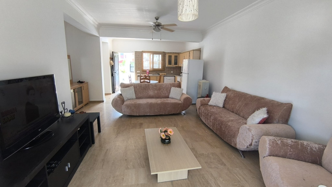GİRNE – BELLAPAİS (STARLING MARKET BÖLGESİ) KİRALIK 3+1 DAİRE-1