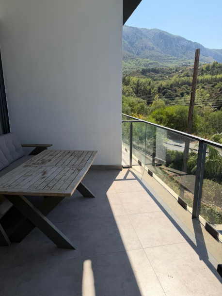 GİRNE BELLAPAİS’TE KİRALIK 2+1 DAİRE HAVUZLU SİTE İÇERİSİNDE • YENİ EŞYALAR-19
