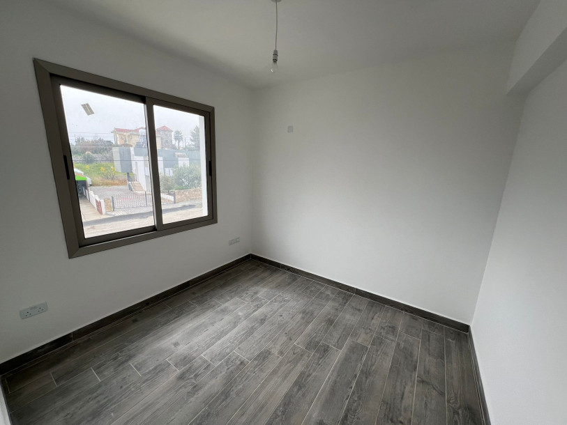 GİRNE/BOĞAZ'DA SATILIK 2+1 DAİRE-12