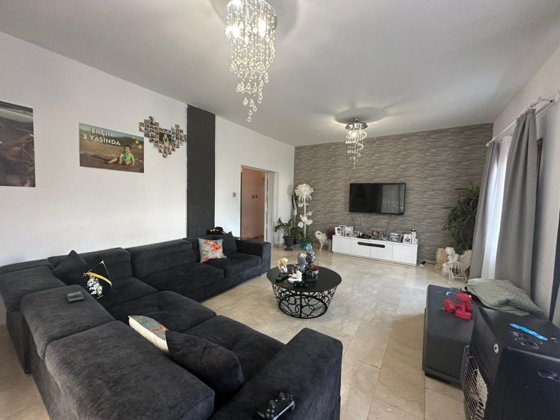 GİRNE/ÇATALKÖY’DE ANA YOLA YAKIN 3+1 GENİŞ KİRALIK DAİRE-1