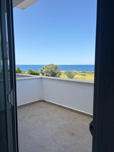 GİRNE/ESENTEPEDE SATILIK 1+1 DENİZE SIFIR DAİRE-12