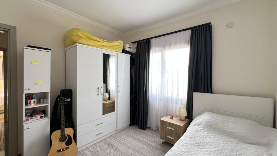 GİRNE MERKEZ’DE SATILIK 2+1 EŞYALI DAİRE-8