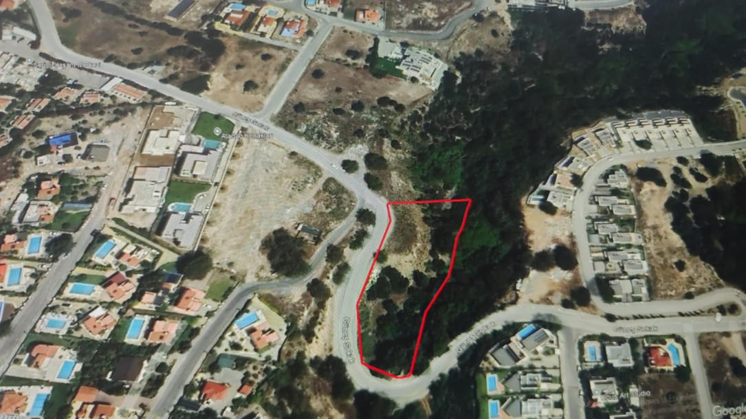 GİRNE/ÇATALKÖYDE SATILIK ARSA-2