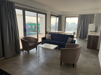 LEFKOŞA/KÜÇÜK KAYMAKLI' DA ÖĞRENCİ İÇİN KİRALIK 2+1 FULL EŞYALI PENTHOUSE-2