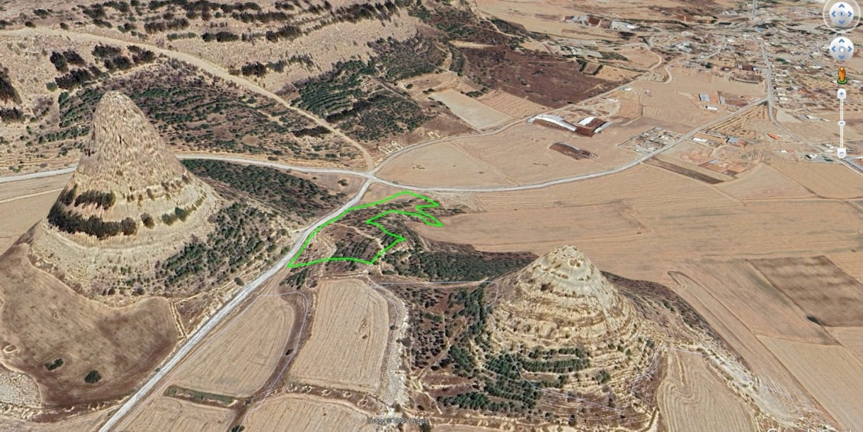 LEFKOŞA/DİLEKKAYA' DA SATILIK ARSA-3