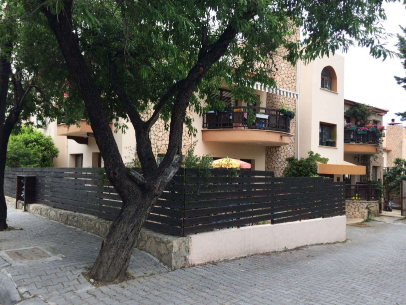 GİRNE/DOĞANKÖY'DE HAVUZLU SİTEDE SATILIK BAHÇE KATI 3+1 DAİRE-14
