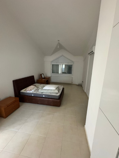 GİRNE DOĞANKÖY KİRALIK LÜKS 4+1 VİLLA