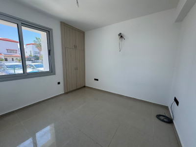GİRNE DOĞANKÖY’DE EŞDEĞER TAPULU 3+1 SATILIK BAHÇE KATı DAİRE-7
