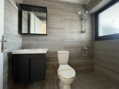 GİRNE/ÇATALKÖY'DE ANA CADDE ÜZERİ SATILIK DÜKKANLAR-6