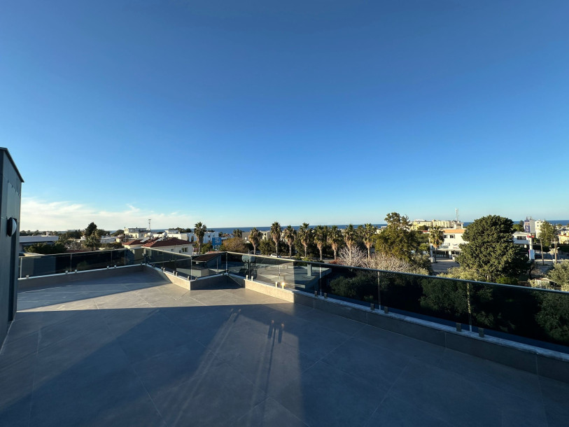 GİRNE/EDREMİT'TE EŞSİZ GÜZELLİKTE SATILIK 4+1 VİLLALAR-6