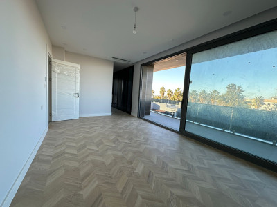 GİRNE/EDREMİT'TE EŞSİZ GÜZELLİKTE SATILIK 4+1 VİLLALAR-20