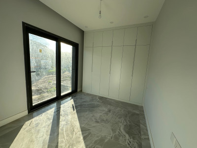 GİRNE/EDREMİT'TE EŞSİZ GÜZELLİKTE SATILIK 4+1 VİLLALAR-25