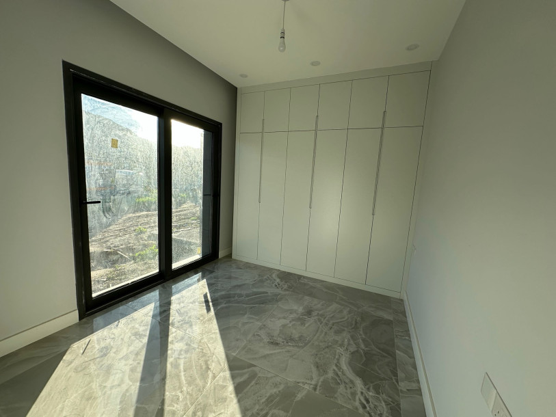 GİRNE/EDREMİT'TE EŞSİZ GÜZELLİKTE SATILIK 4+1 VİLLALAR-25