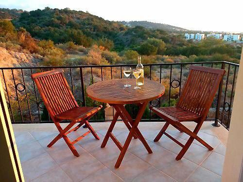 GİRNE/ESENTEPE'DE SATILIK 1+1 FUL EŞYALI PENTHOUSE-7