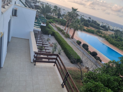 GİRNE/ESENTEPEDE SATILIK 3+1 DAİRE-13