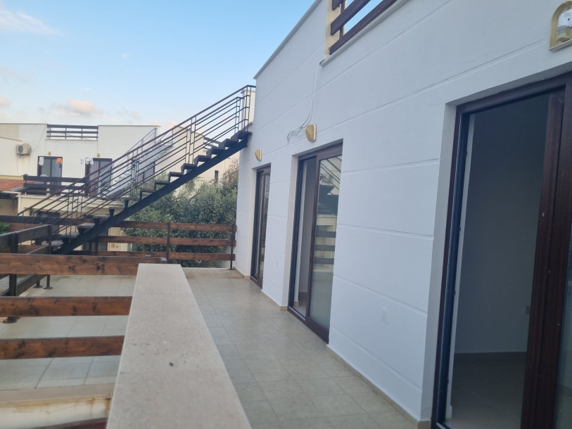GİRNE/ESENTEPEDE SATILIK 3+1 DAİRE-14