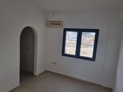 GİRNE/ESENTEPEDE SATILIK 3+1 DAİRE-9